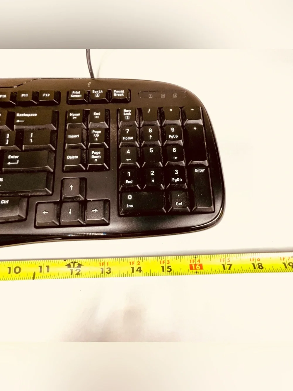 Logitech 200 Classic Keyboard Wired 66 in Cord Tested WORKS